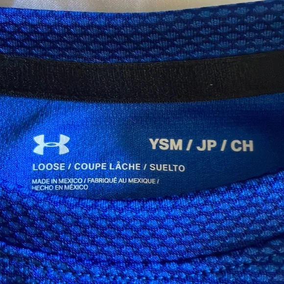 UA Long Sleeve size Youth Small - Picture 2 of 3